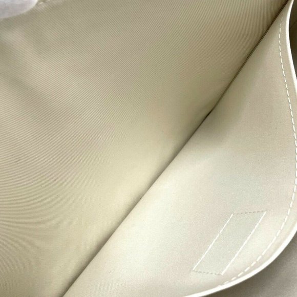 AUTHENTIC LOUIS VUITTON M67462 Taurillon Clemence - Picture 6 of 11